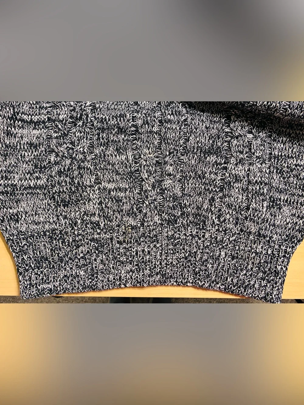 90s Jarrod’s Cable Knit Sweater HONG KONG MADE Vintage Marled Black White XL